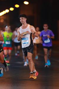 BIB: 41000
                            <button type="button" onclick="openModal(22799061)" class="btn btn-primary btn-sm float-right btn-popup" data-toggle="modal" data-target=".modal-high-quality">
                        <i class="fas fa-shopping-cart"></i> Add to Cart
                    </button>
                                            <button type="button" onclick="isThisMe(22799061, true)" class="btn btn-success btn-sm float-right btn-popup btn-isme hidden" data-toggle="tooltip" data-placement="bottom" title="นี่คือรูปของคุณใช่ไหม คลิกที่นี่เพื่อเอาเข้าอัลบั้ม">
                        <i class="fas fa-plus"></i> Add to album
                    </button>
                    <button type="button" onclick="isThisMe(22799061, false)" class="btn btn-warning btn-sm float-right btn-popup btn-isnotme hidden">
                        <i class="fas fa-ban"></i> Remove from album
                    </button>